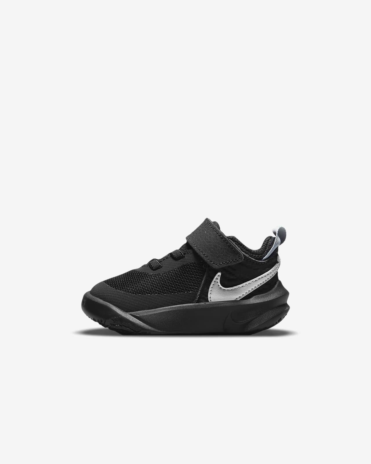 nike CW6737-004 TEAM HUSTLE BEBEK SPOR AYAKKABI