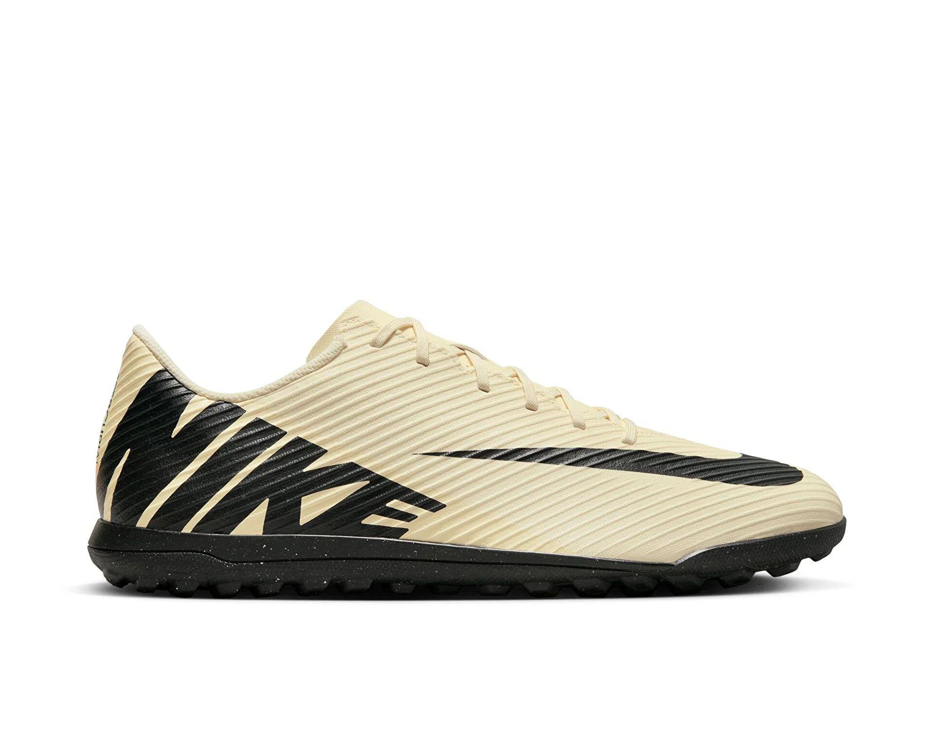 nike DJ5968-700 VAPOR 15 CLUB HALISAHA FUTBOL AYAKKABI