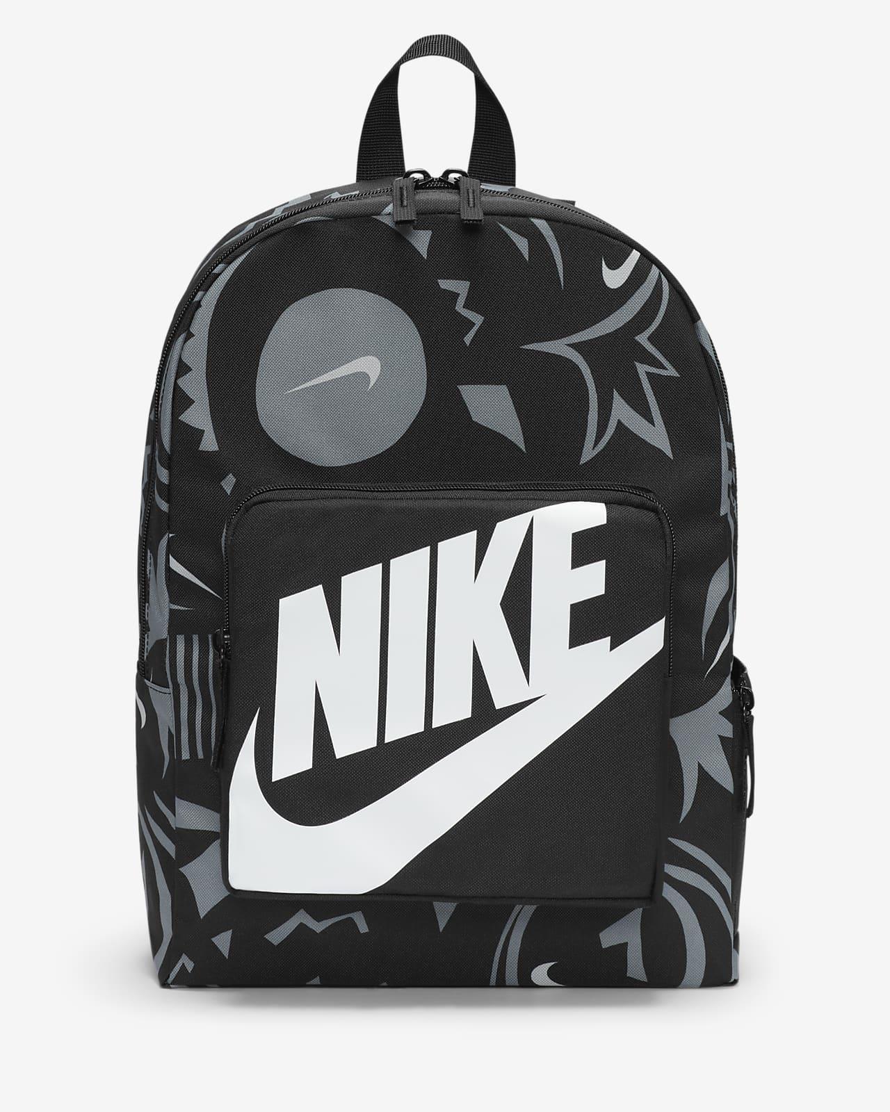 nike DM1886-010 CLASSIC BKPK - SWOOSH COLLEGE SIRT VE OKUL ÇANTASI