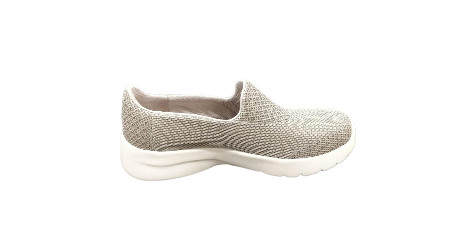 Skechers 896119TK TPE DYNAMIGHT 2.0 KOŞU VE YÜRÜYÜŞ AYAKKABISI