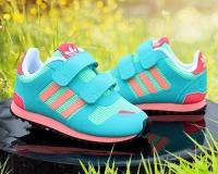 Adidas S78746 ZX 700 BEBEK AYAKKABISI