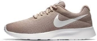Nike 812655-204 TANJUN BAYAN KOŞU VE YÜRÜYÜŞ AYAKKABISI