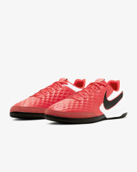 Nike AT6099-606 LEGEND 8 ACADEMY IC FUTSAL INDOOR FUTBOL AYAKKABI